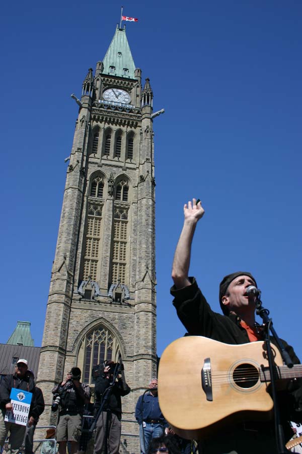 SInging on Parliament Hill, march for marriage